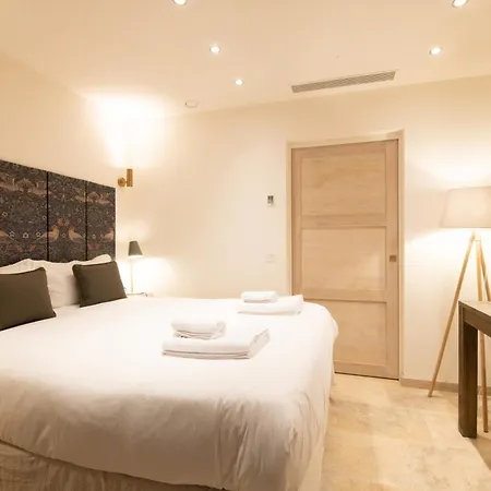 Pick A Flat's Townhouse In - Rue Du Portail Neuf 度假居 *