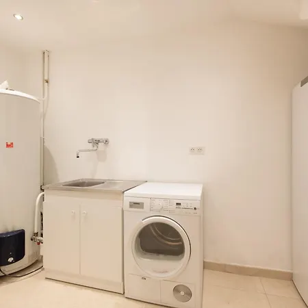 Pick A Flat's Townhouse In - Rue Du Portail Neuf * 圣特罗佩